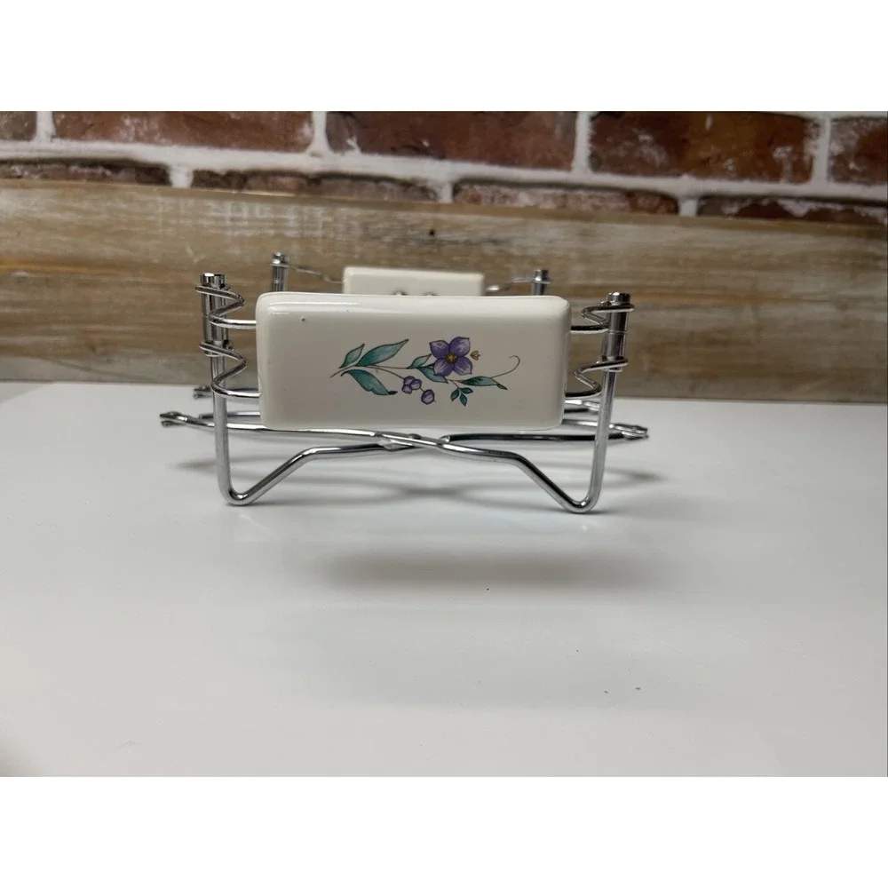VTG Pfaltzgraff APRIL Metal Expandable Accordion Casserole Holder Discontinued